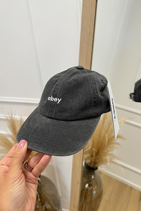 Obey - Cappello nero stone wash con logo ricamato