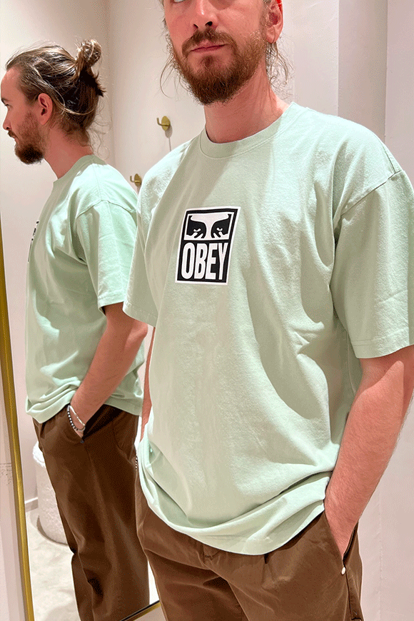 Obey - T shirt menta con stampa logo sul davanti