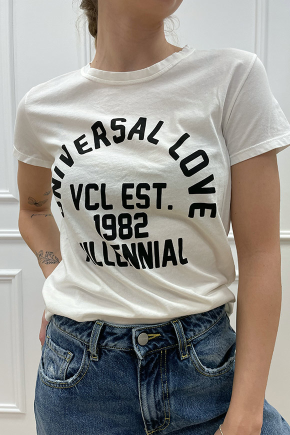 Vicolo - T shirt bianca "universal love"