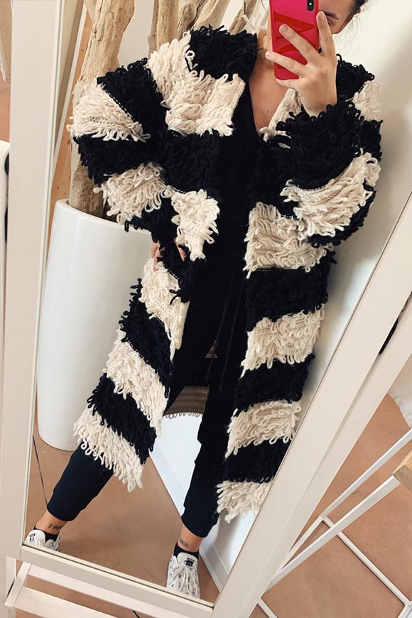Vicolo - Cappotto in maglia a righe bianco e nero