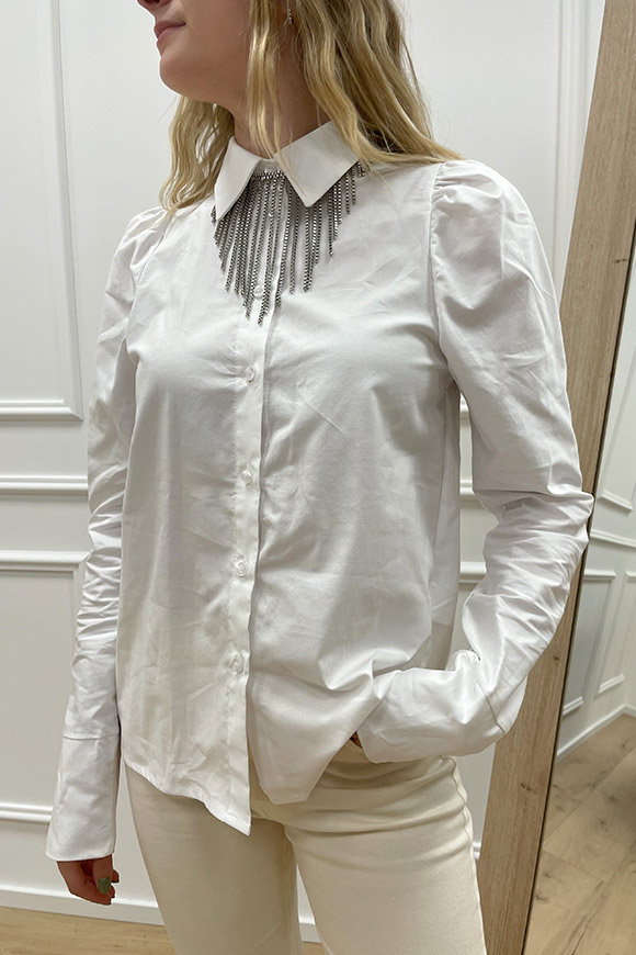 Haveone - Camicia bianca spalla a sbuffo con collana