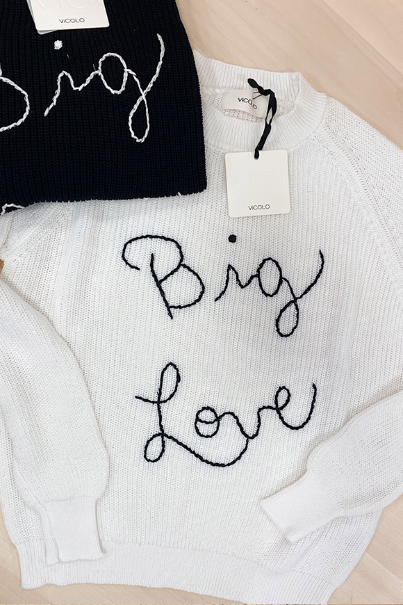 Vicolo - White sweater with black "Big Love" embroidery