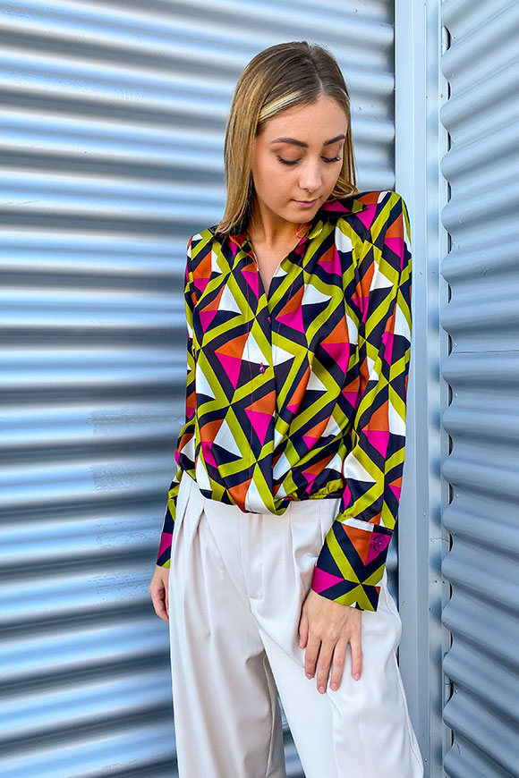 Vicolo - Rust, olive, magenta geometric patterned shirt