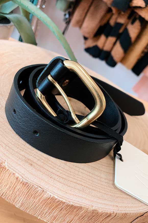 Vicolo - Cintura nera con fibbia quadrata oro