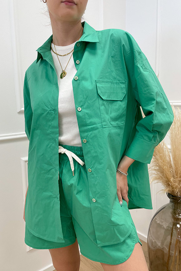 Vicolo - Camicia over verde smeraldo in cotone