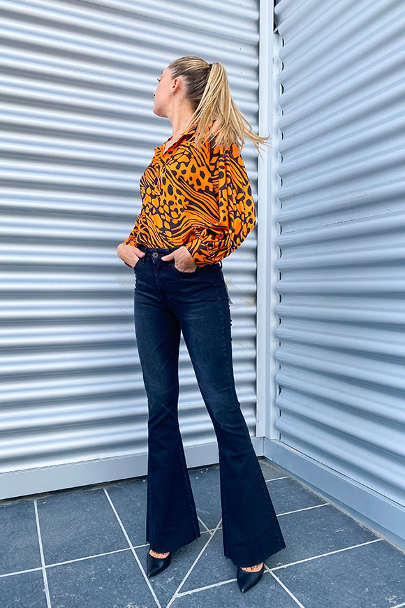 Vicolo - Orange and black spotted shirt in satin