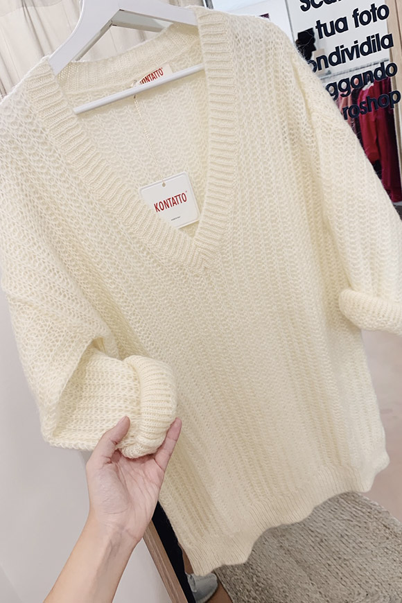 Kontatto - English butter over-knit sweater