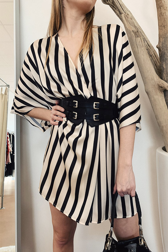 Vicolo - Striped dress with batwing sleeves