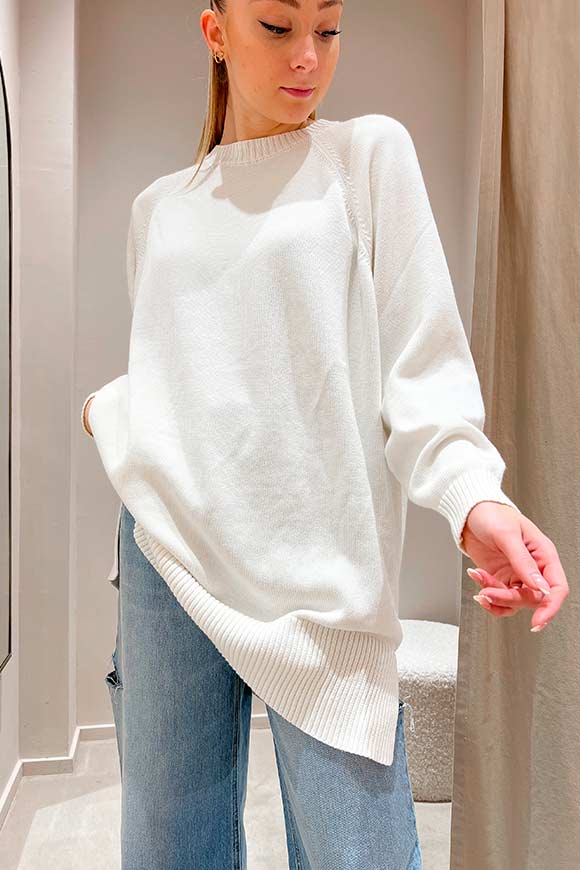 Vicolo - Oversized cream cotton sweater with vents