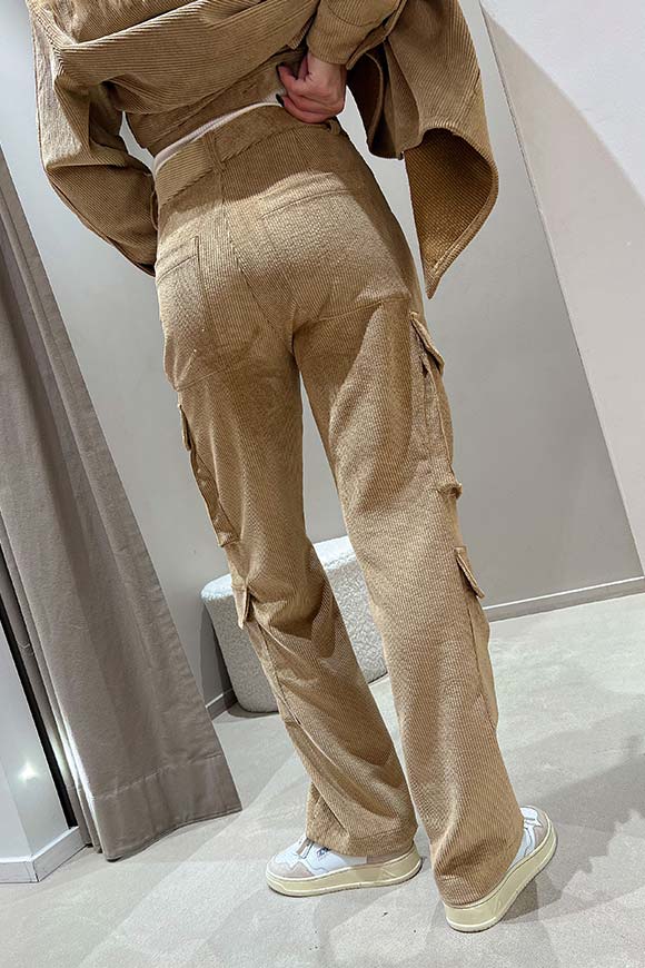 Vicolo - Pantaloni cargo cammello in velluto