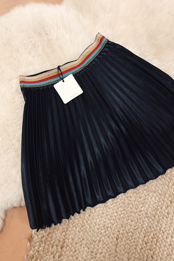 Vicolo - Black plisset skirt with elastic lurex