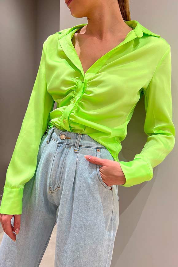 Vicolo - Acid green shirt curled with buttons