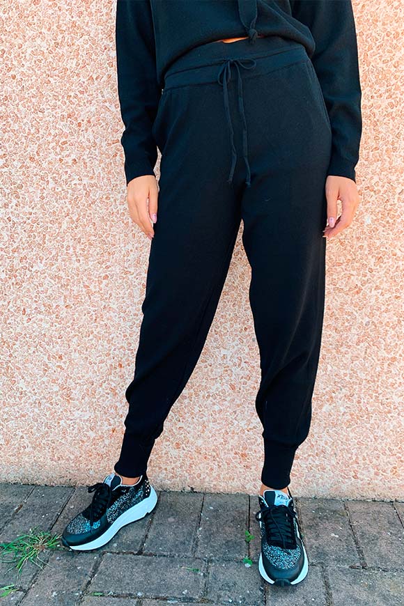 Kontatto - Black knitted jogger trousers