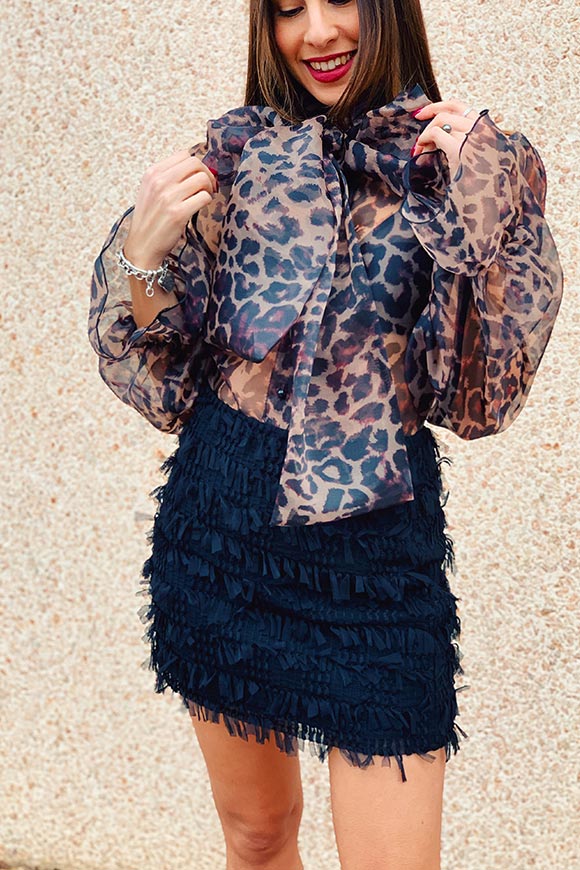 Kontatto - Camicia leopardata con fiocco