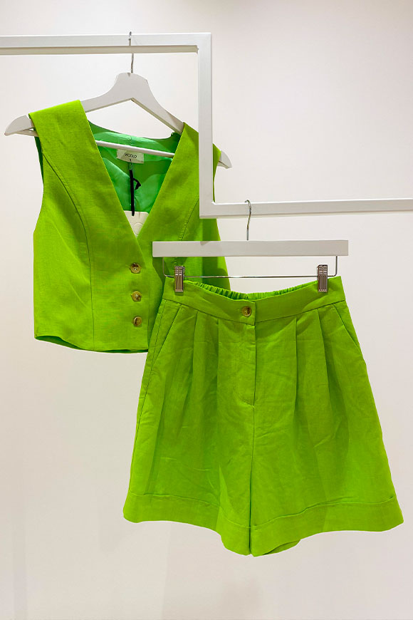 Vicolo - Apple green linen vest