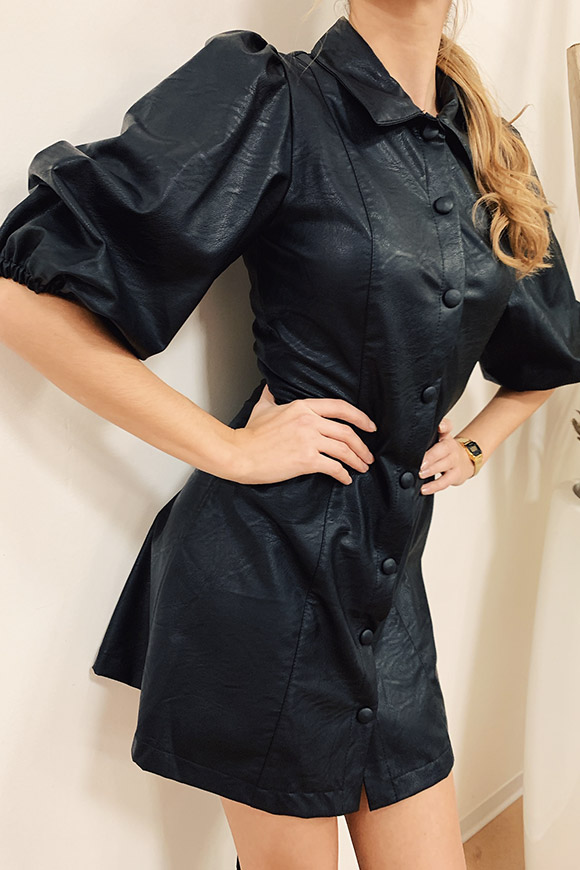 Vicolo - Dress in black faux leather with wide sleeves