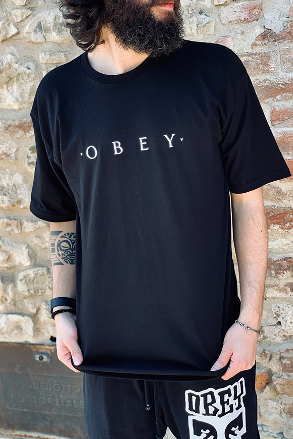 Obey - Basic black shirt T with logo