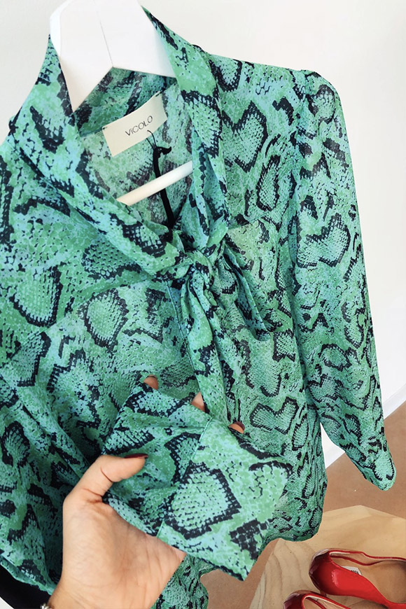 Vicolo - Snake print water green shirt