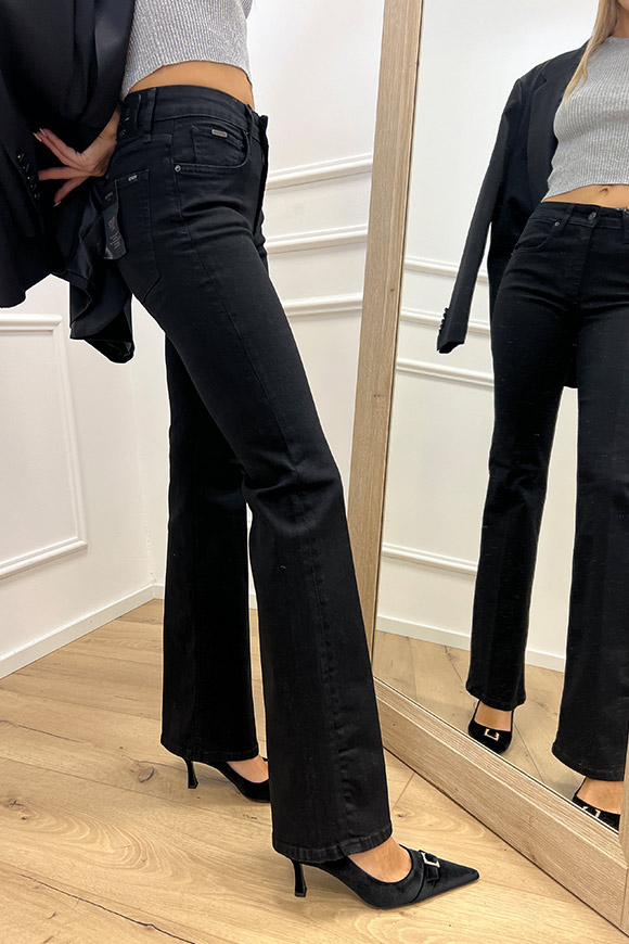 Staff Gallery - Jeans Beatrice nero bootcut fit
