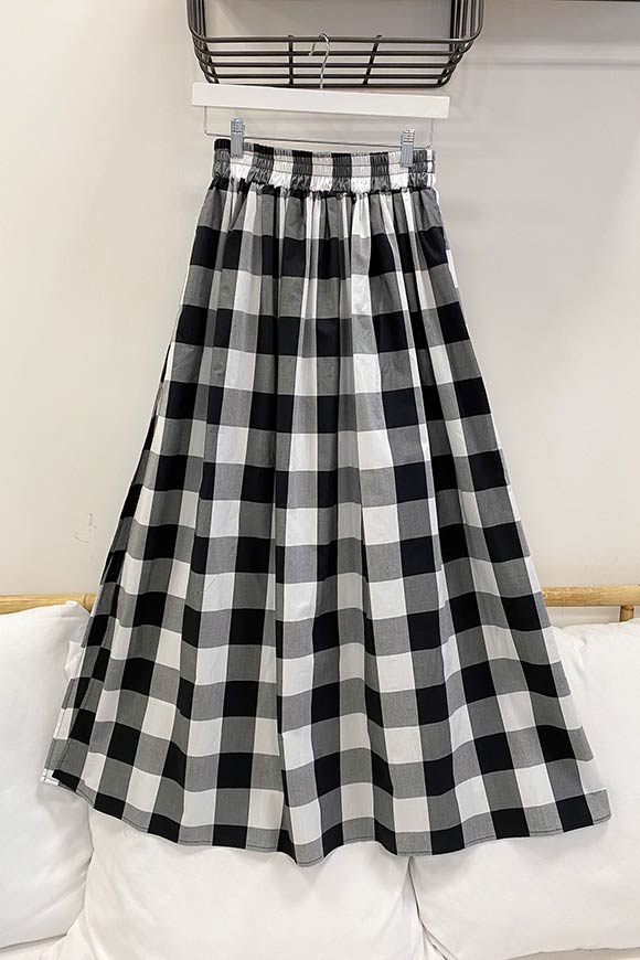 Vicolo - Black and white checked full skirt with side slits