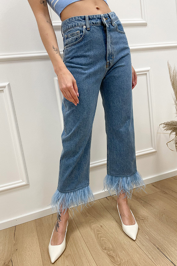 Vicolo - Jeans "Kate" con piume