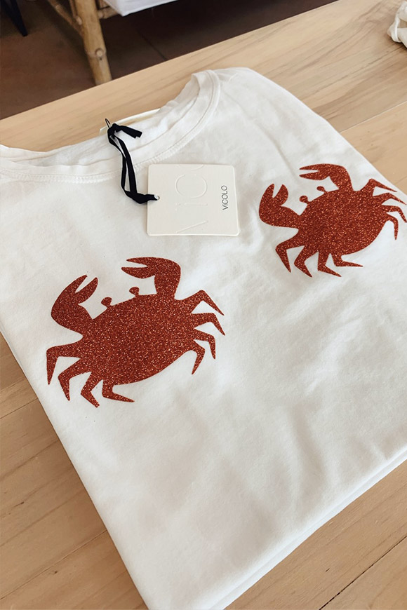 Vicolo - White t shirt with orange glitter crabs