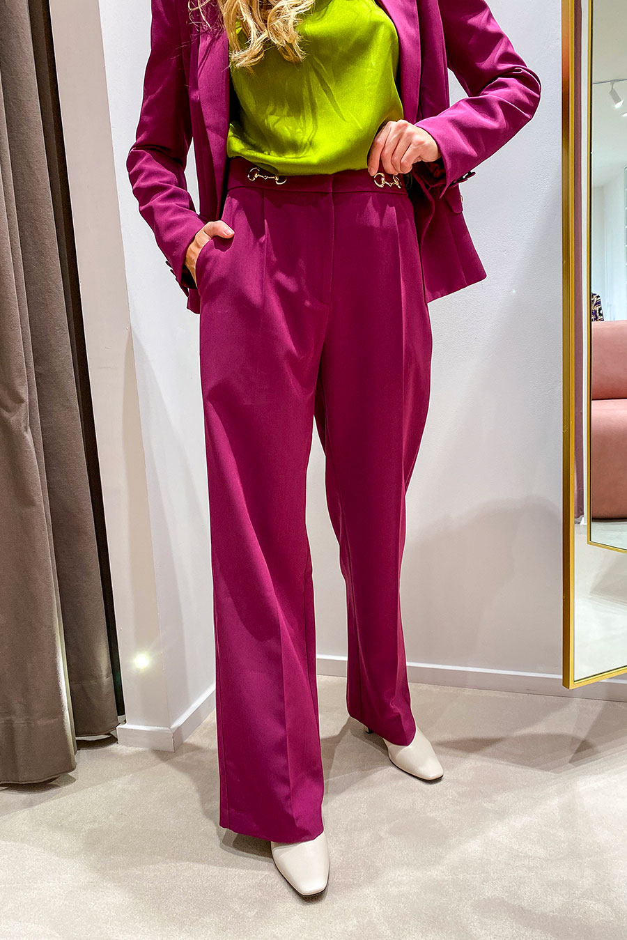 Vicolo - Burgundy palazzo trousers with golden clamps