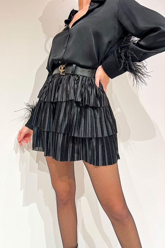Vicolo - Black skirt with pleated effect flounces