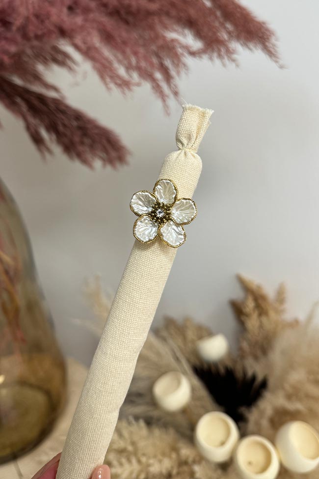 Calibro Shop - Anello fiore in perla con strass centrale
