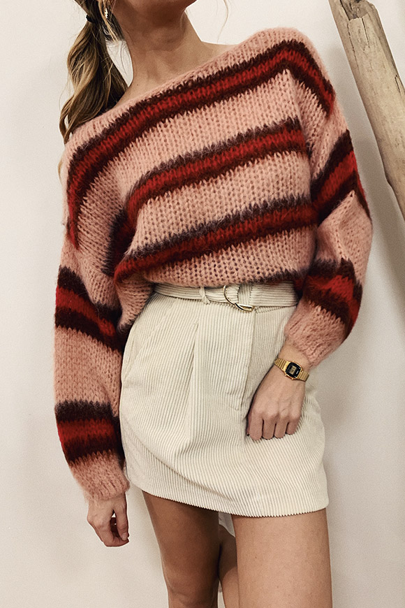 Kontatto - Soft pink and red striped sweater