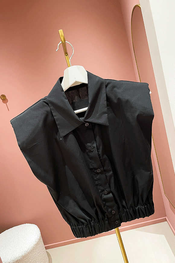 Vicolo - Camicia nera smanicata in cotone