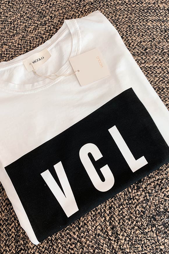 Vicolo - T shirt bianca con stampa VCL nera