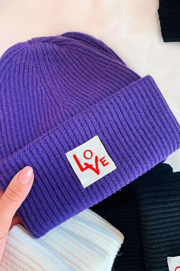 Vicolo - Purple hat with love patch
