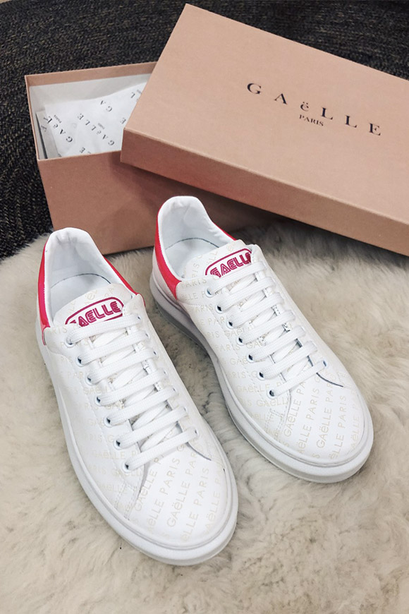 Gaelle - Pink heel platform shoes with logos