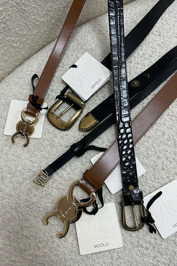 Vicolo - Cintura nera fibbia dorata e borchie