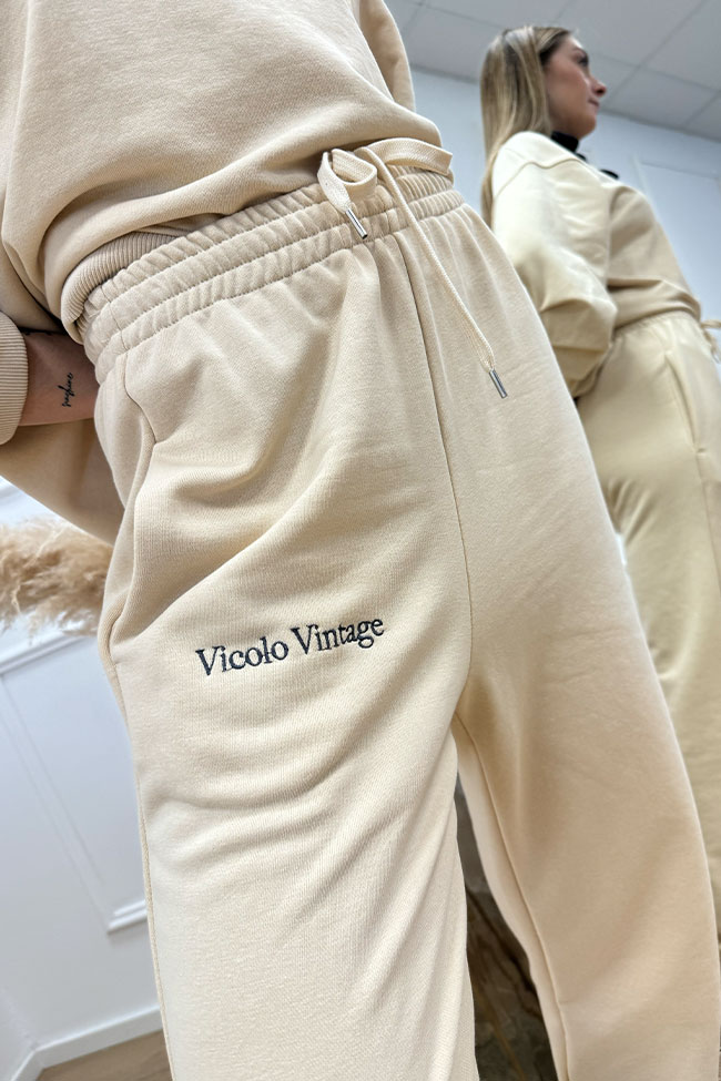Vicolo - Joggers vaniglia ricamo "Vicolo Vintage"
