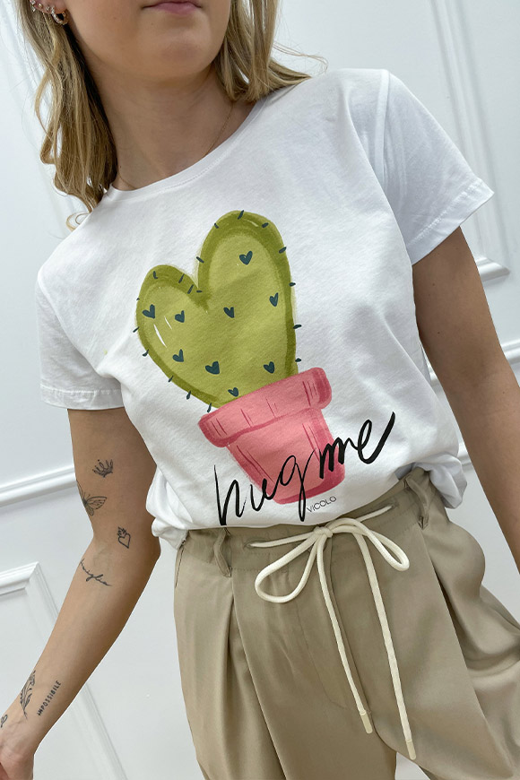 Vicolo - T shirt con cactus "Hug Me"