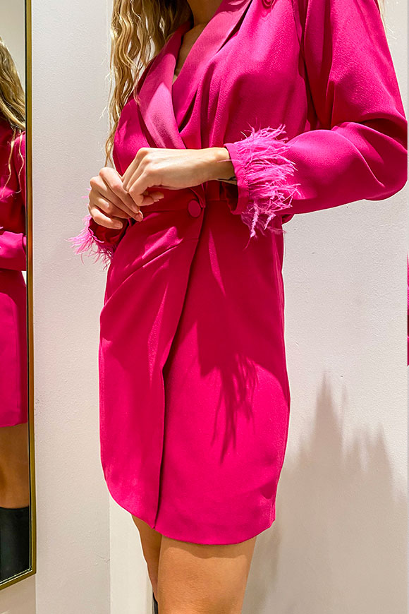 Vicolo - Vestito magenta stile blazer con piume