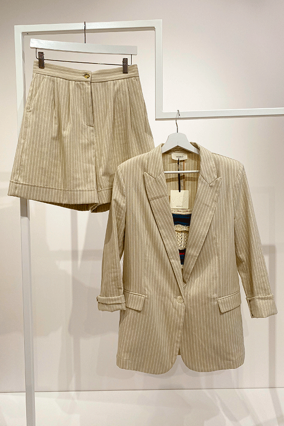 Vicolo - Single-breasted beige pinstriped jacket