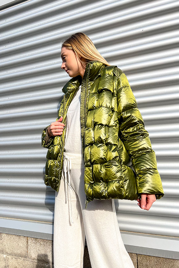Vicolo - Green down jacket with high neck interweaving padding