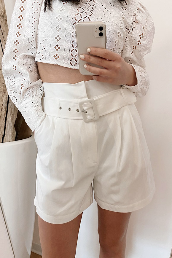 Glamorous - White fabric shorts