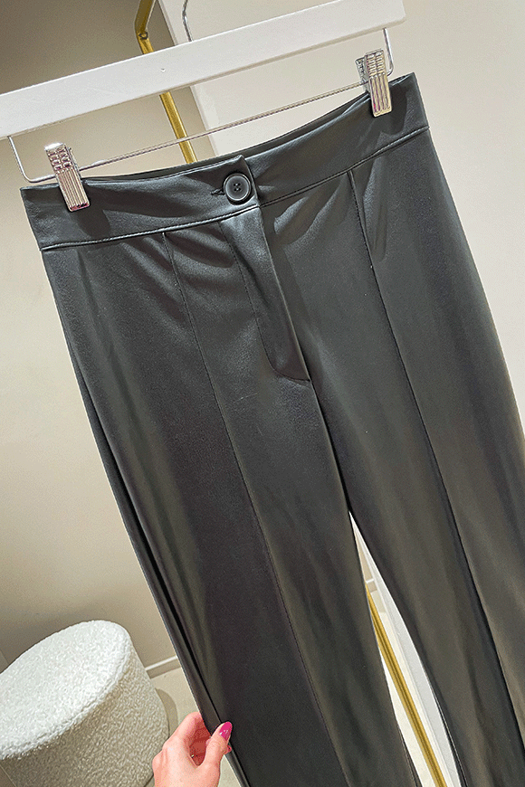 Haveone - Pantaloni neri lunghi a zampa ecopelle