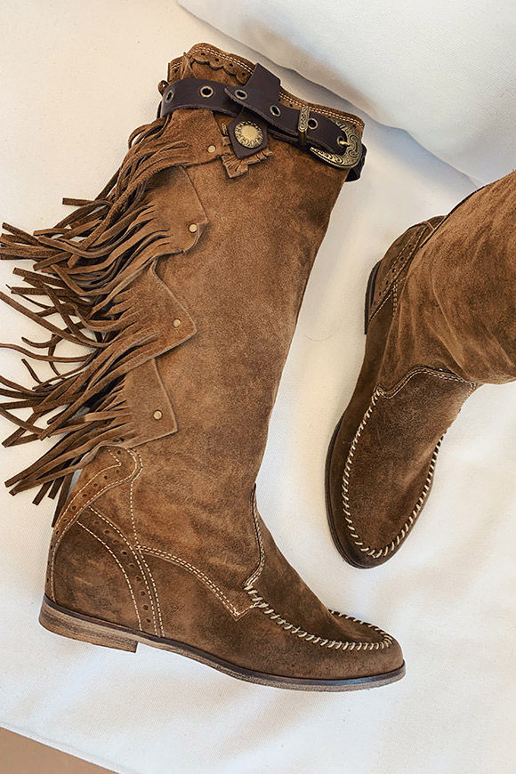Ovyé - Brown boots with suede fringes