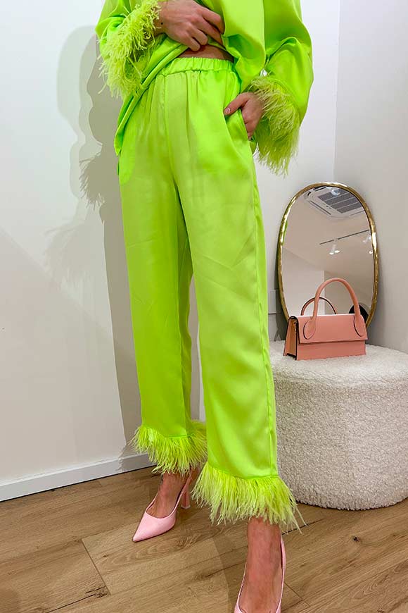Vicolo - Acid green pajama-style trousers with feathers at the bottom