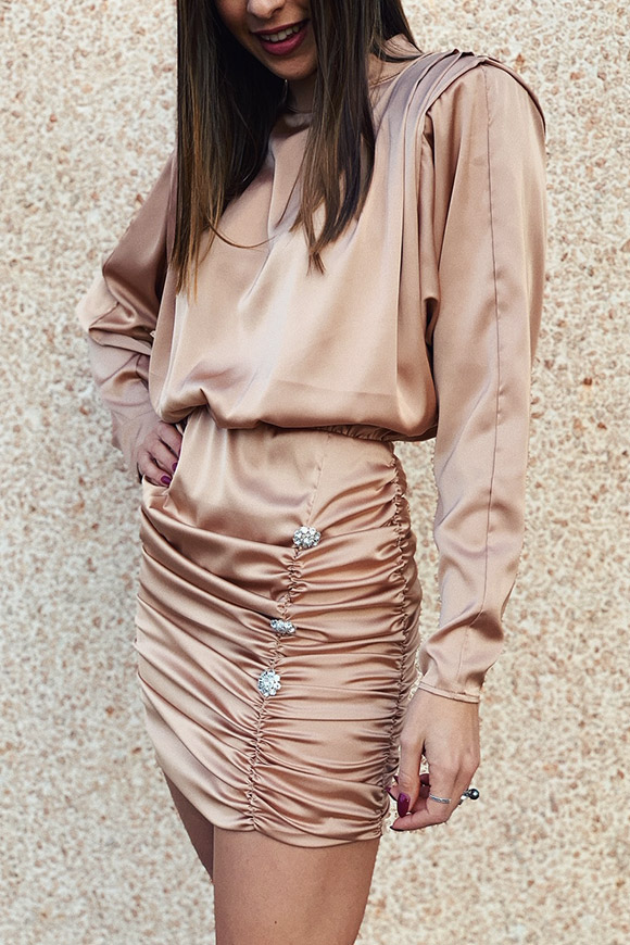 Vicolo - Dress in nude satin with jewel buttons