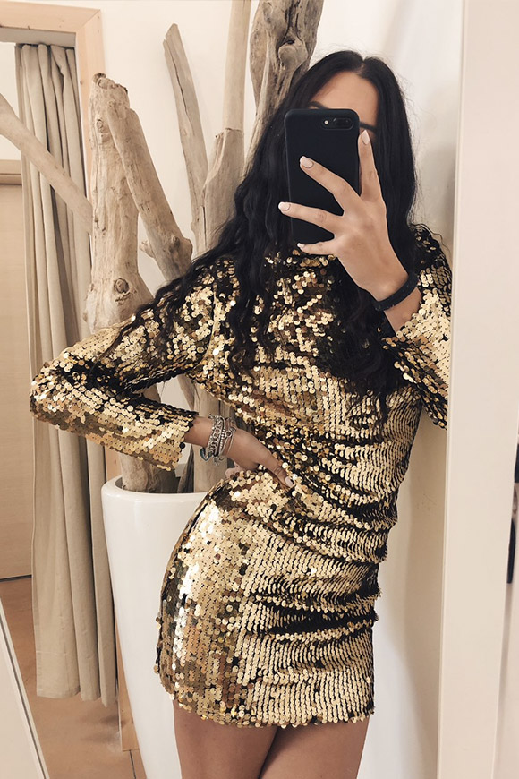 Vicolo - Dress in gold high-necked sequins