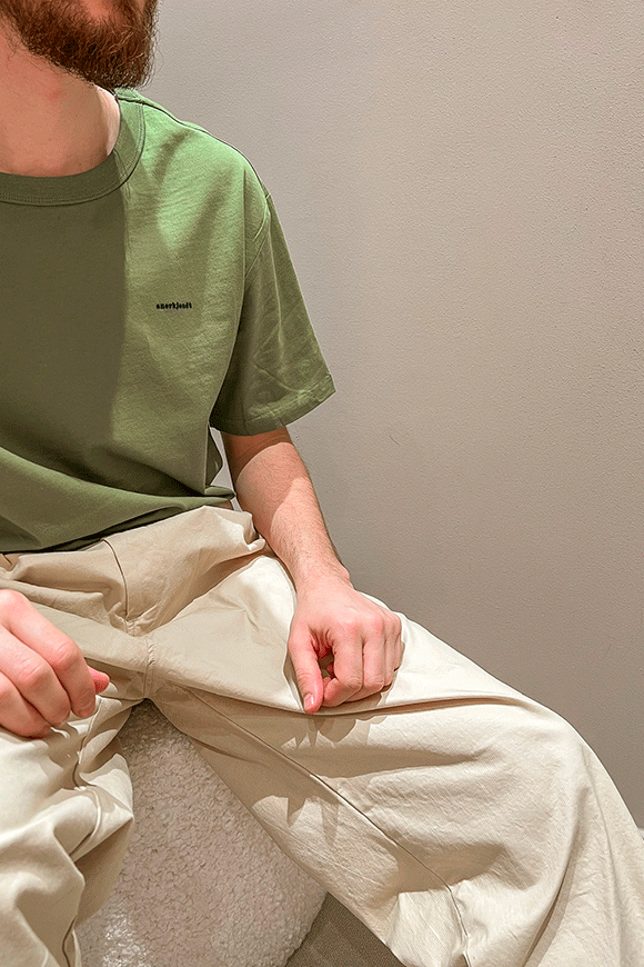 Anerkjendt - Sand chino trousers with pleats