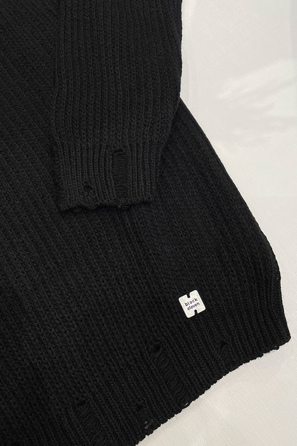 Block Eleven - Black crewneck sweater with cracks on the ribs