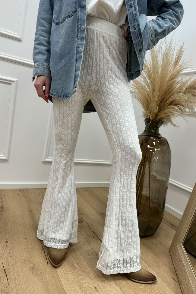 Glamorous - Pantaloni in pizzo bianchi a zampa