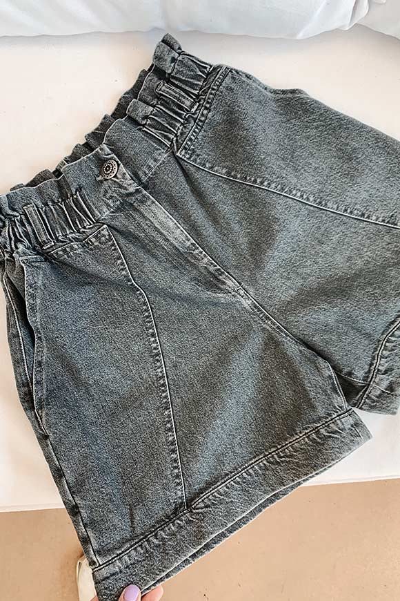 Vicolo - Gray denim shorts